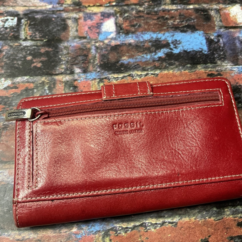 Red Leather Fossil Wallet